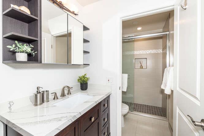 Detail Gallery Image 14 of 30 For Brittan Ave,  San Carlos,  CA 94070 - 2 Beds | 2 Baths
