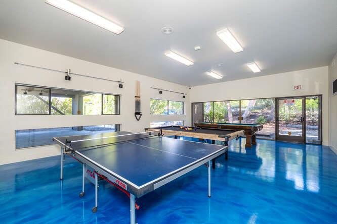 Detail Gallery Image 25 of 30 For Brittan Ave,  San Carlos,  CA 94070 - 2 Beds | 2 Baths