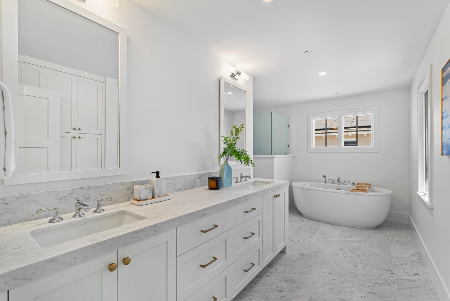 Detail Gallery Image 18 of 69 For 3231 Lanelle Pl, San Jose,  CA 95124 - 4 Beds | 4/1 Baths