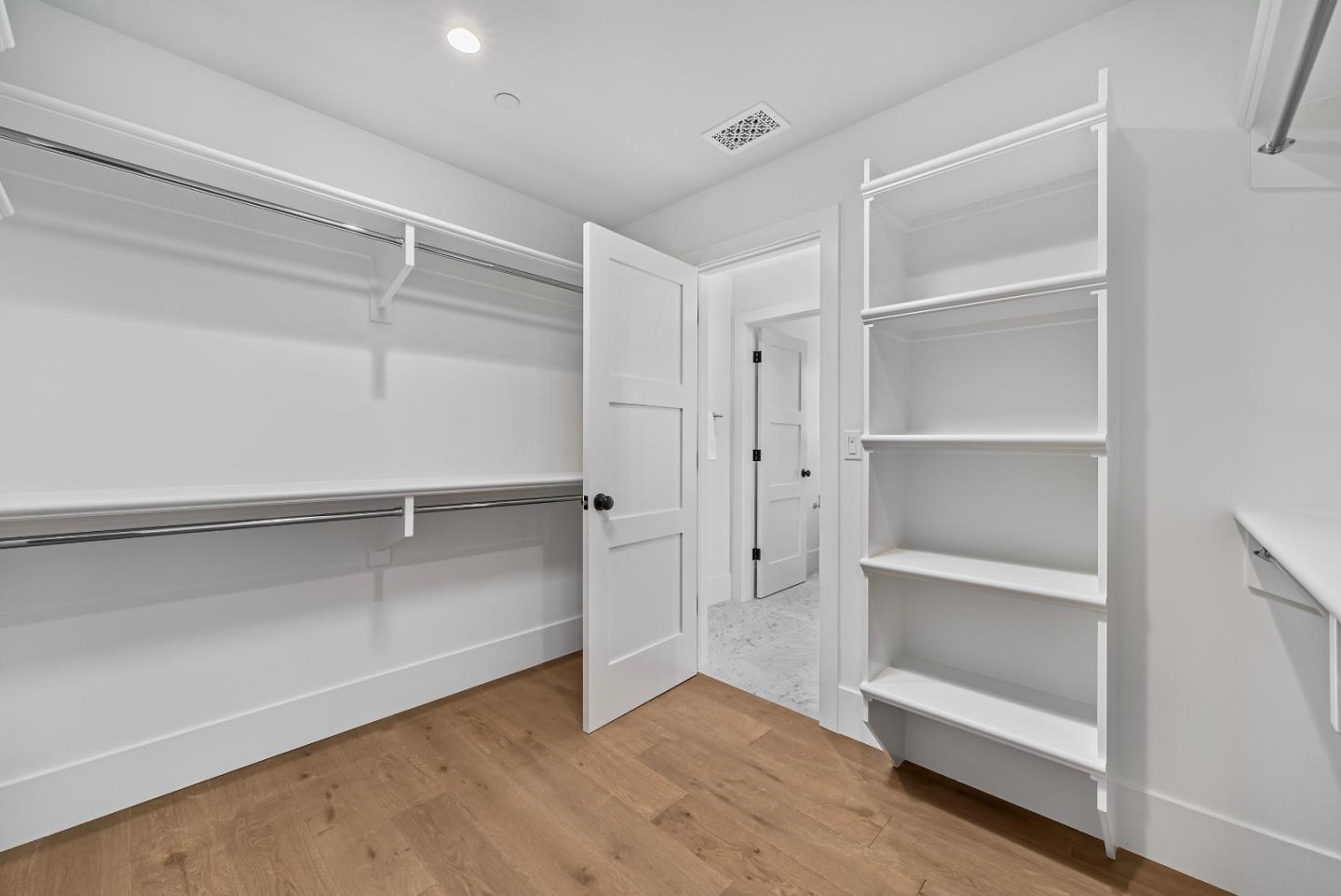 Detail Gallery Image 21 of 69 For 3231 Lanelle Pl, San Jose,  CA 95124 - 4 Beds | 4/1 Baths