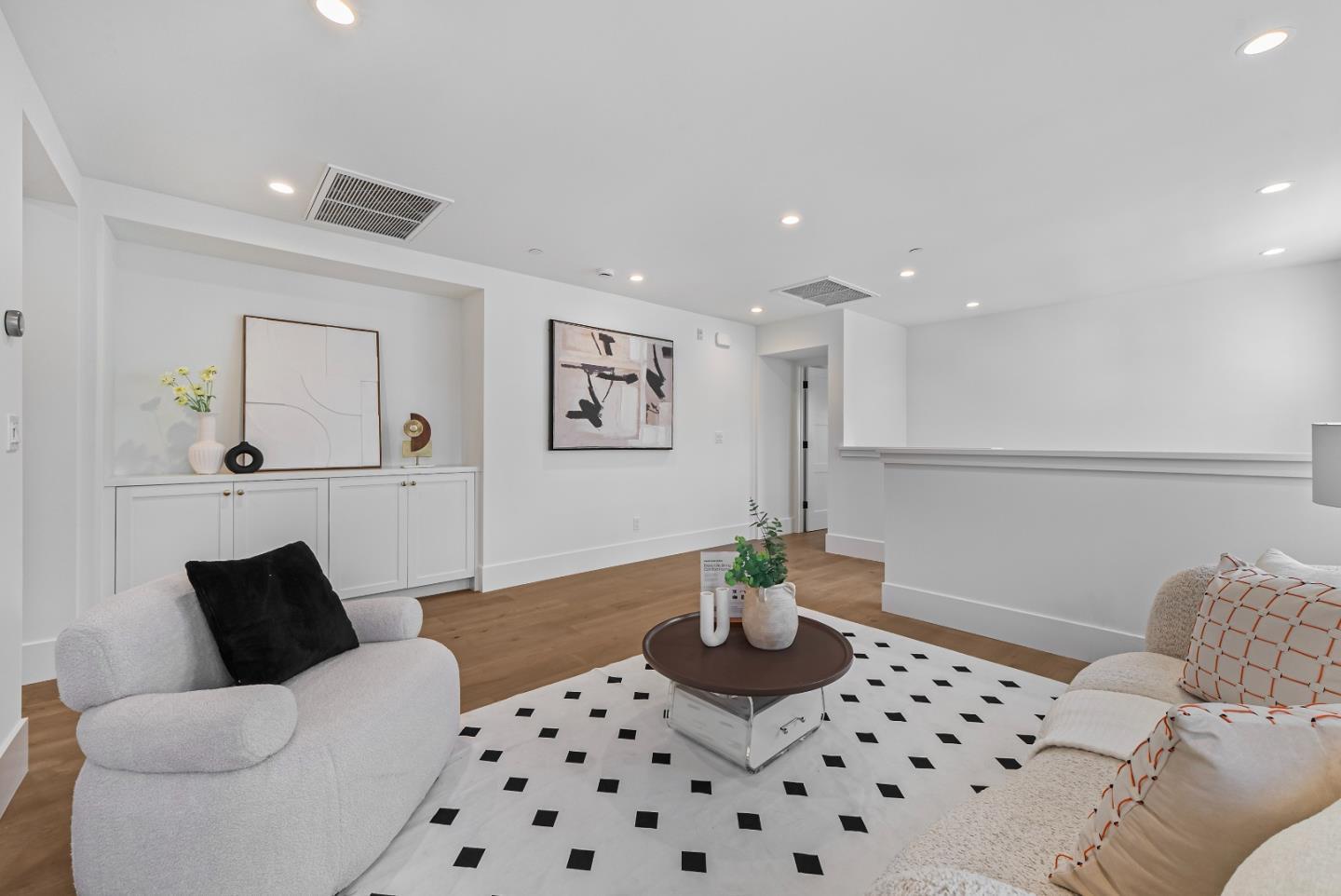 Detail Gallery Image 5 of 69 For 3231 Lanelle Pl, San Jose,  CA 95124 - 4 Beds | 4/1 Baths