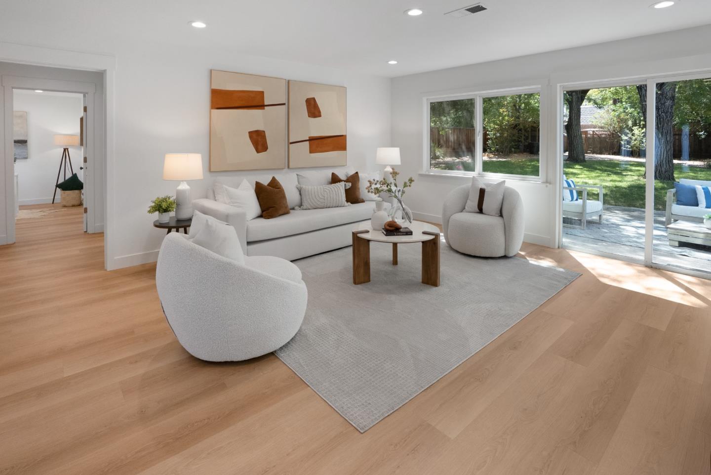 Detail Gallery Image 18 of 42 For 1992 Deodara Dr, Los Altos,  CA 94024 - 5 Beds | 3/1 Baths