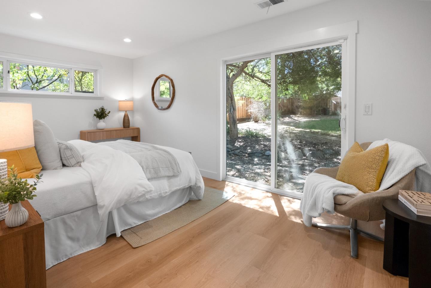 Detail Gallery Image 30 of 42 For 1992 Deodara Dr, Los Altos,  CA 94024 - 5 Beds | 3/1 Baths