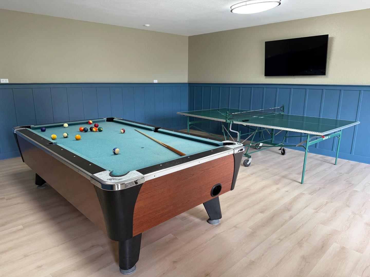Detail Gallery Image 25 of 29 For 125 Surf Way #433,  Monterey,  CA 93940 - 3 Beds | 2 Baths