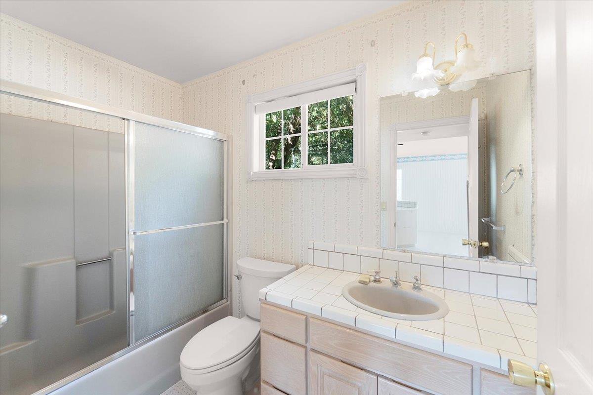Detail Gallery Image 22 of 82 For 40101 Tassajara Rd, Carmel Valley,  CA 93924 - 3 Beds | 3 Baths