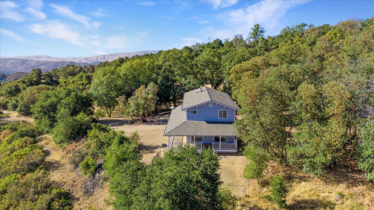 Detail Gallery Image 6 of 82 For 40101 Tassajara Rd, Carmel Valley,  CA 93924 - 3 Beds | 3 Baths