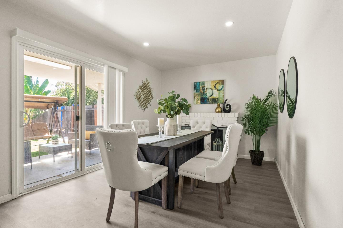 Detail Gallery Image 14 of 26 For 640 Coyote Rd, San Jose,  CA 95111 - 3 Beds | 2 Baths