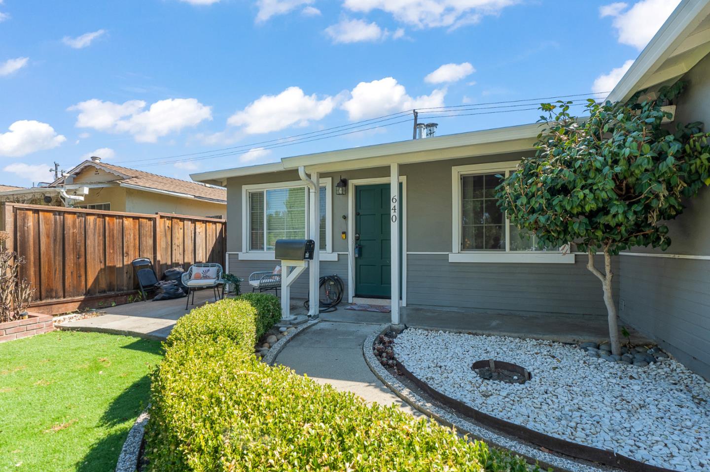 Detail Gallery Image 4 of 26 For 640 Coyote Rd, San Jose,  CA 95111 - 3 Beds | 2 Baths