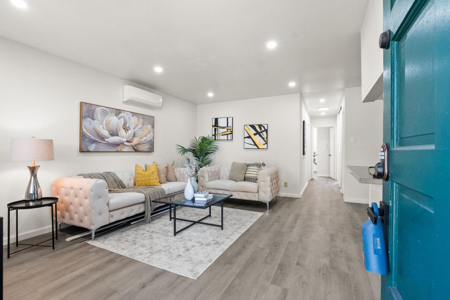 Detail Gallery Image 6 of 26 For 640 Coyote Rd, San Jose,  CA 95111 - 3 Beds | 2 Baths