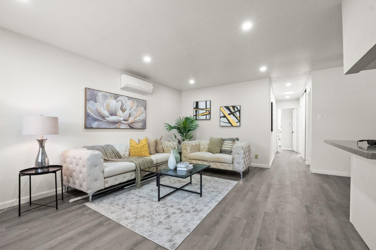 Detail Gallery Image 7 of 26 For 640 Coyote Rd, San Jose,  CA 95111 - 3 Beds | 2 Baths