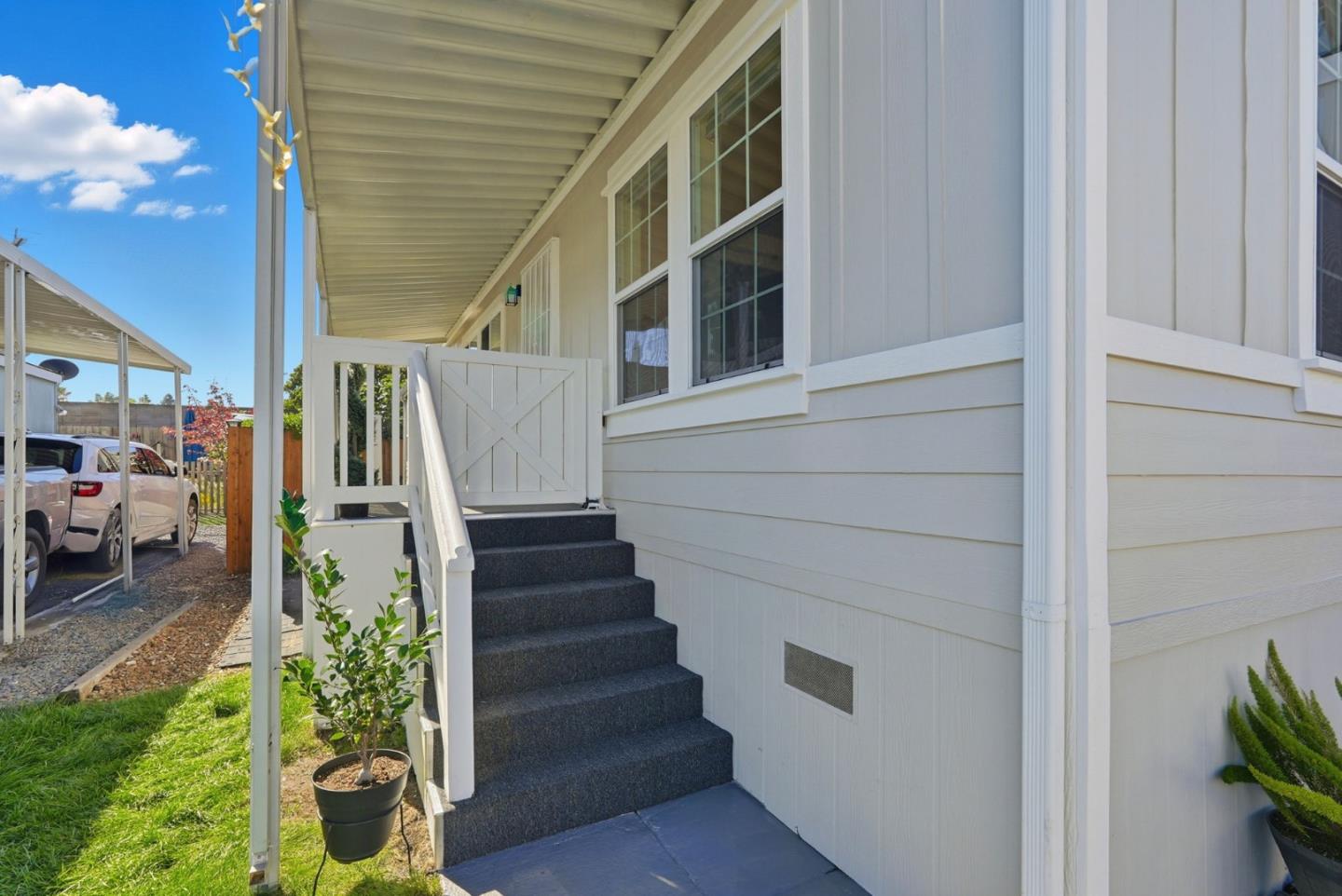 Detail Gallery Image 2 of 48 For 2284 Bourbon #61,  Hayward,  CA 94545 - 3 Beds | 2 Baths