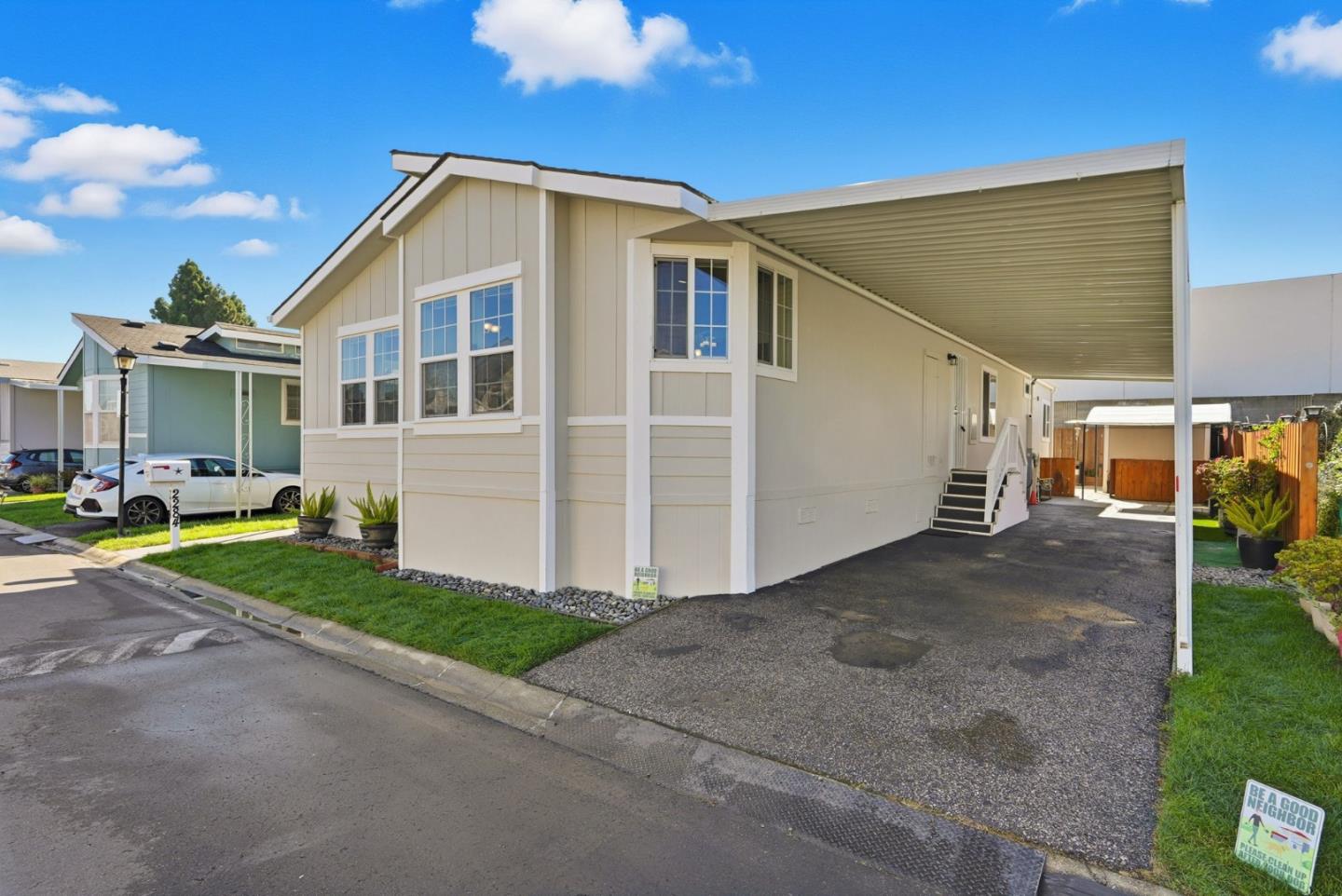 Detail Gallery Image 47 of 48 For 2284 Bourbon #61,  Hayward,  CA 94545 - 3 Beds | 2 Baths