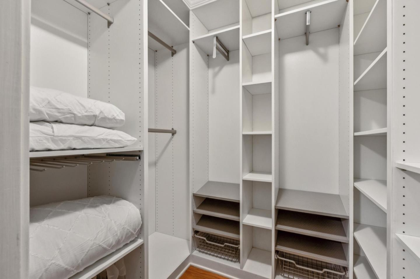 Detail Gallery Image 15 of 22 For 1115 Continentals Way #203,  Belmont,  CA 94002 - 2 Beds | 2 Baths