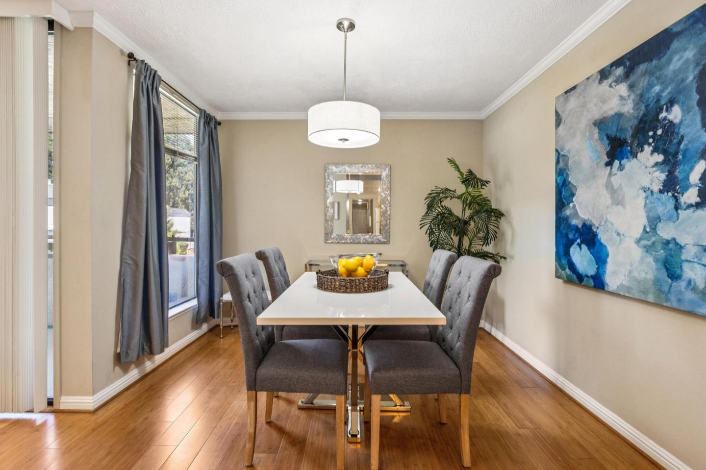 Detail Gallery Image 7 of 22 For 1115 Continentals Way #203,  Belmont,  CA 94002 - 2 Beds | 2 Baths