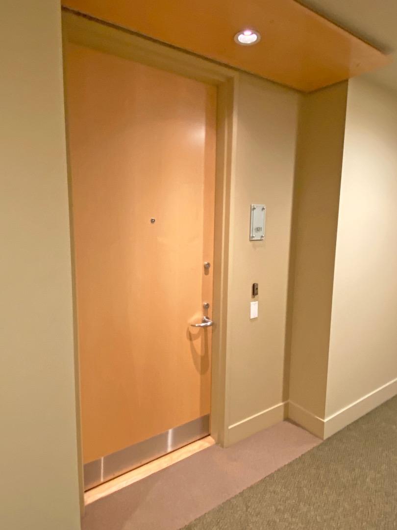 Detail Gallery Image 2 of 32 For 38 Almaden #121,  San Jose,  CA 95110 - 2 Beds | 1/1 Baths