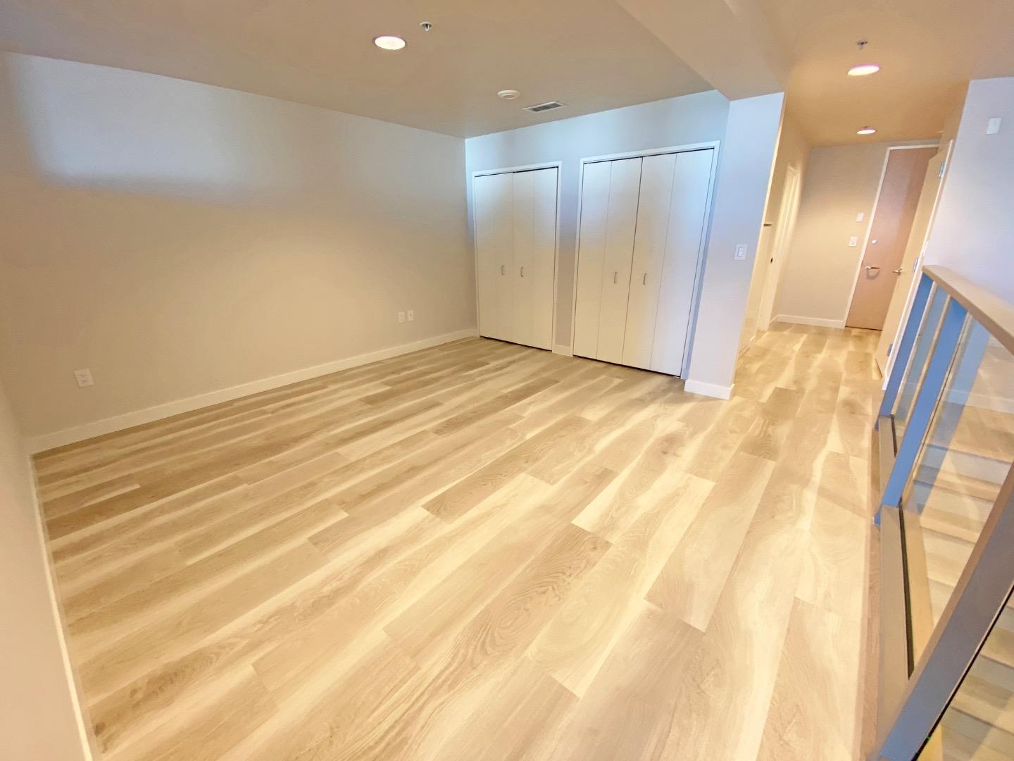 Detail Gallery Image 3 of 32 For 38 Almaden #121,  San Jose,  CA 95110 - 2 Beds | 1/1 Baths