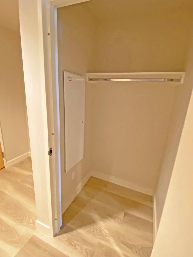Detail Gallery Image 7 of 32 For 38 Almaden #121,  San Jose,  CA 95110 - 2 Beds | 1/1 Baths