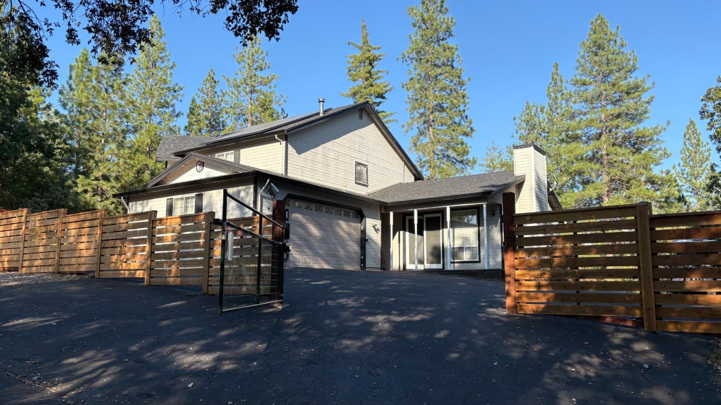 Detail Gallery Image 1 of 7 For 21821 Homestead Rd, Pine Grove,  CA 95665 - 4 Beds | 2/1 Baths