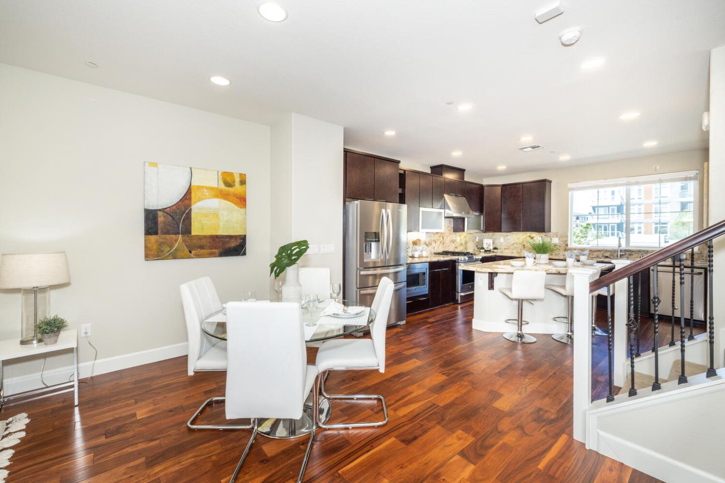 Detail Gallery Image 9 of 34 For 827 Lotus Flower Loop, San Jose,  CA 95123 - 3 Beds | 3/1 Baths
