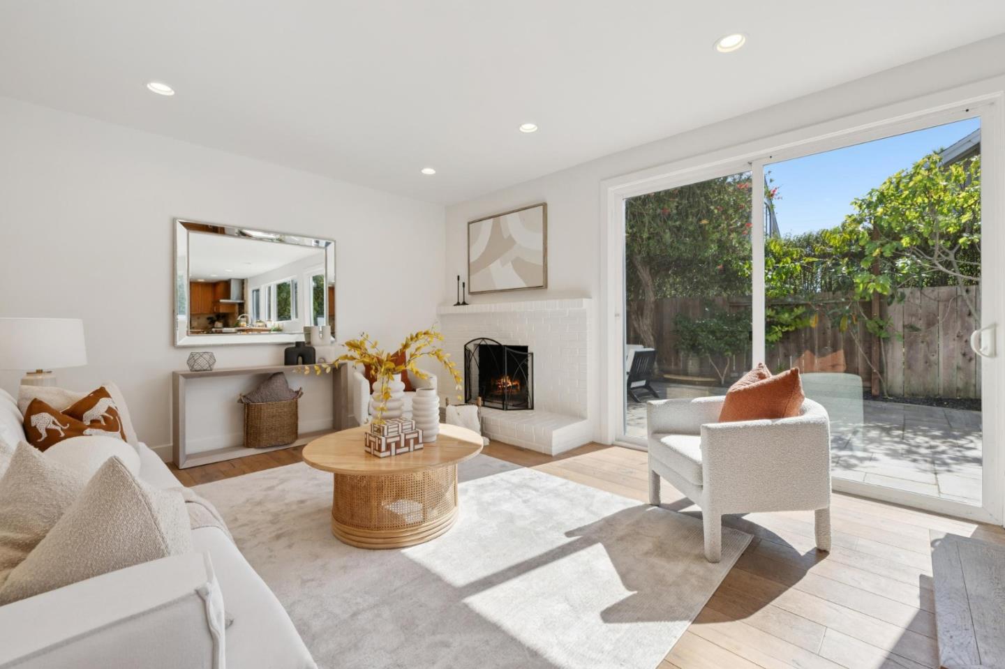 Detail Gallery Image 17 of 57 For 370 Bramble Ct, Foster City,  CA 94404 - 5 Beds | 3 Baths