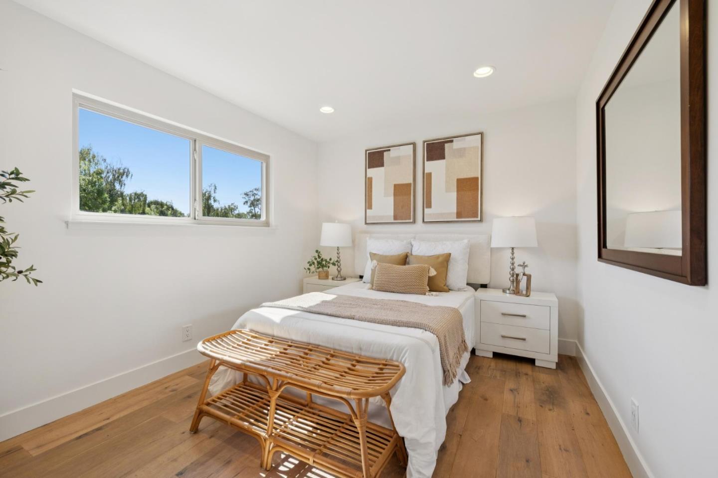 Detail Gallery Image 29 of 57 For 370 Bramble Ct, Foster City,  CA 94404 - 5 Beds | 3 Baths