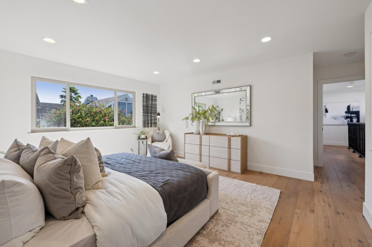 Detail Gallery Image 35 of 57 For 370 Bramble Ct, Foster City,  CA 94404 - 5 Beds | 3 Baths