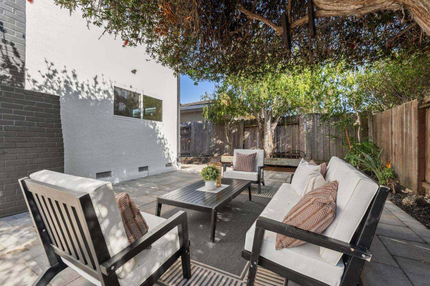 Detail Gallery Image 44 of 57 For 370 Bramble Ct, Foster City,  CA 94404 - 5 Beds | 3 Baths