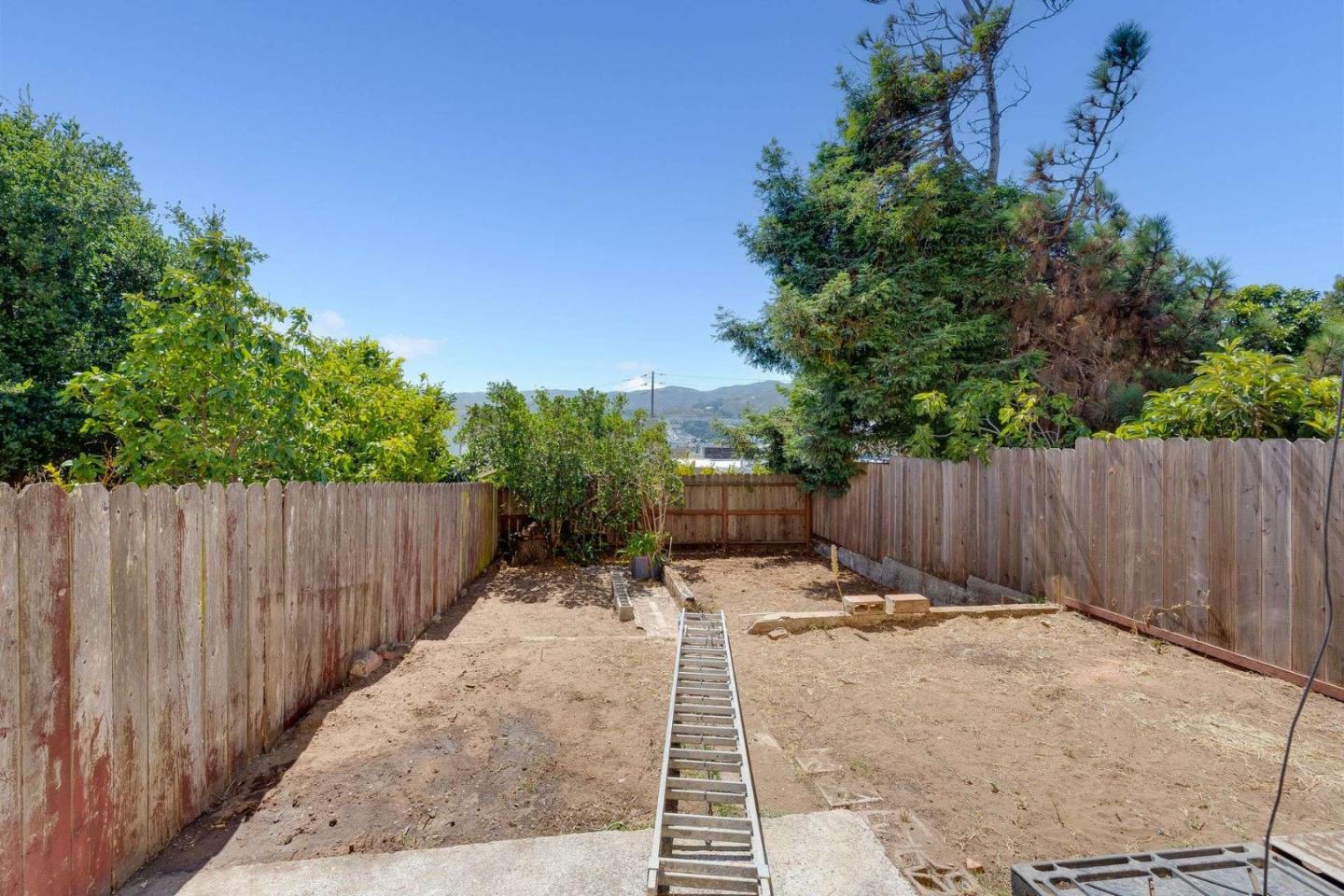 Detail Gallery Image 30 of 30 For 343 Raymond Ave, San Francisco,  CA 94134 - 4 Beds | 1 Baths
