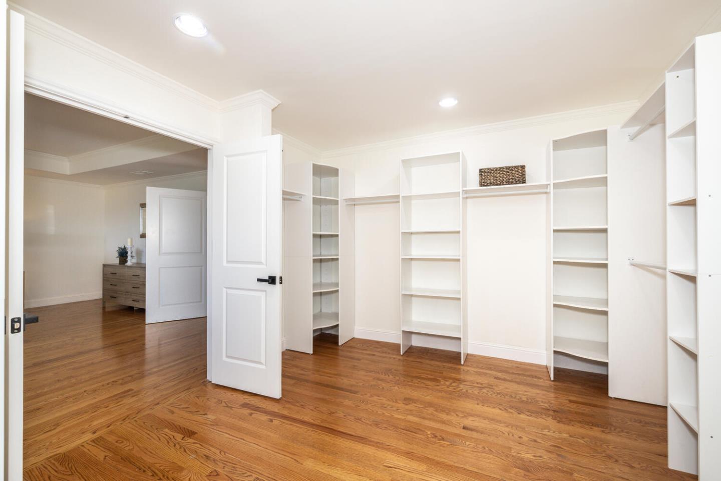 Detail Gallery Image 40 of 81 For 75 Eugenia Way, Hillsborough,  CA 94010 - 5 Beds | 4/1 Baths