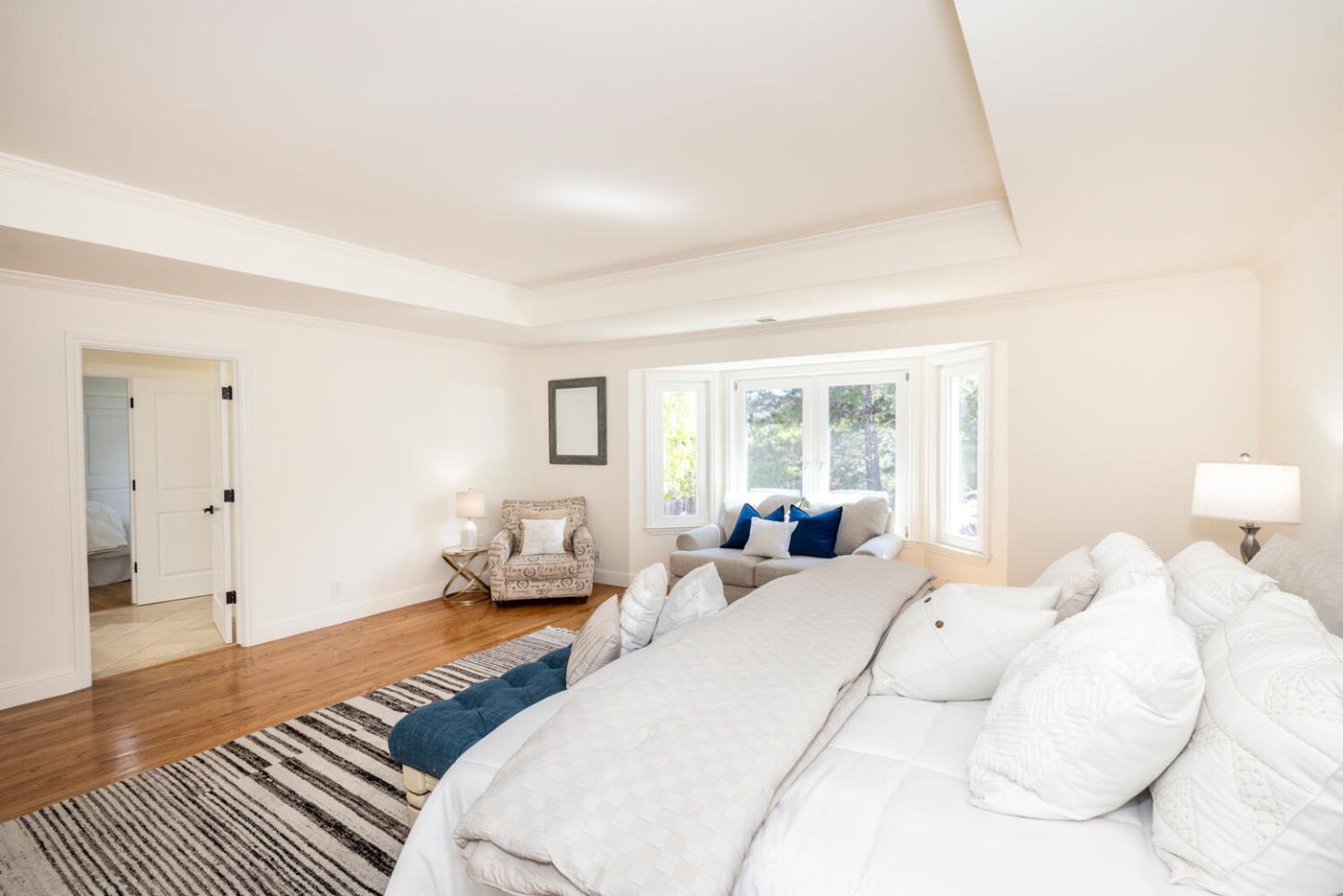 Detail Gallery Image 46 of 81 For 75 Eugenia Way, Hillsborough,  CA 94010 - 5 Beds | 4/1 Baths