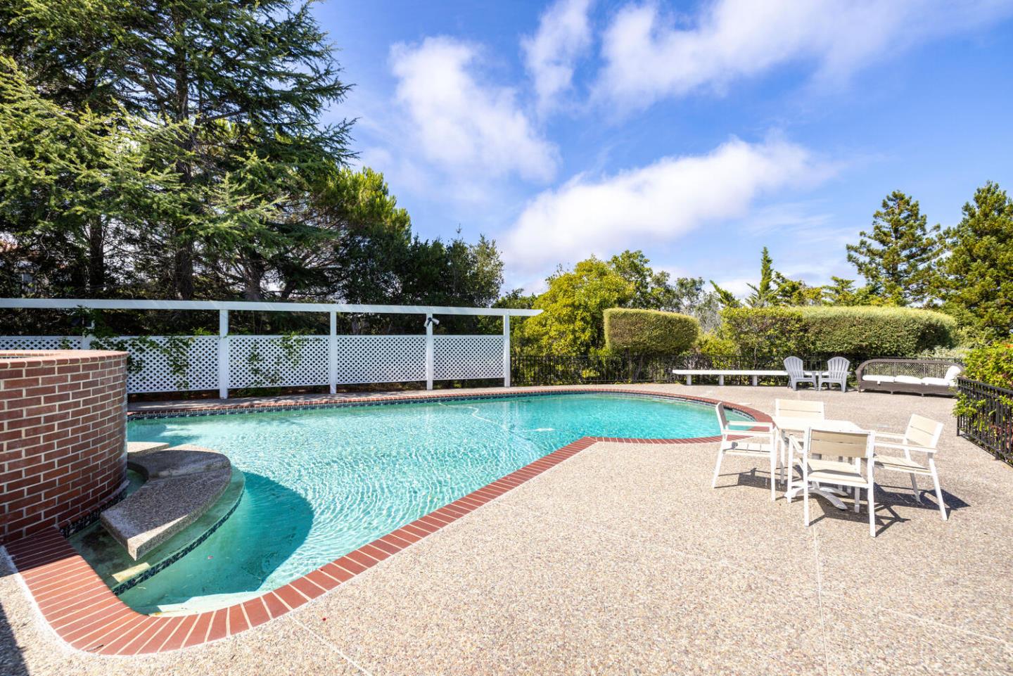 Detail Gallery Image 65 of 81 For 75 Eugenia Way, Hillsborough,  CA 94010 - 5 Beds | 4/1 Baths