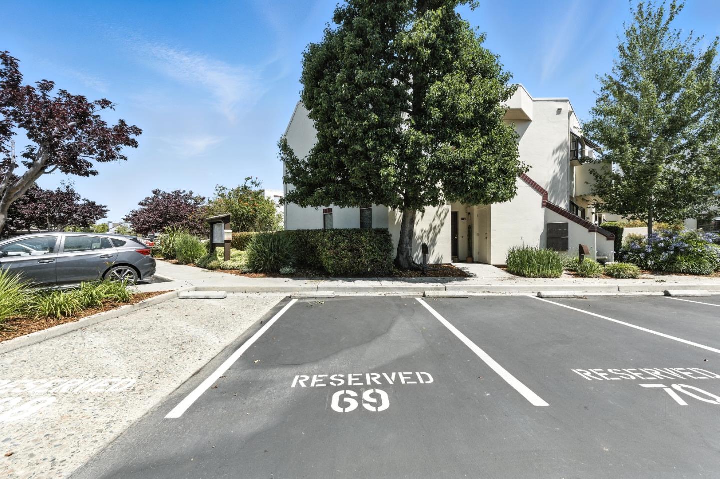Detail Gallery Image 32 of 38 For 221 Shorebird Cir, Redwood Shores,  CA 94065 - 2 Beds | 2 Baths