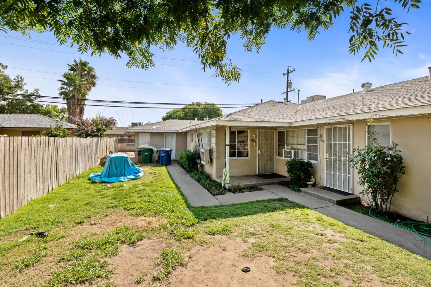 Detail Gallery Image 6 of 10 For 2904 N First St, Fresno,  CA 93703 - – Beds | – Baths