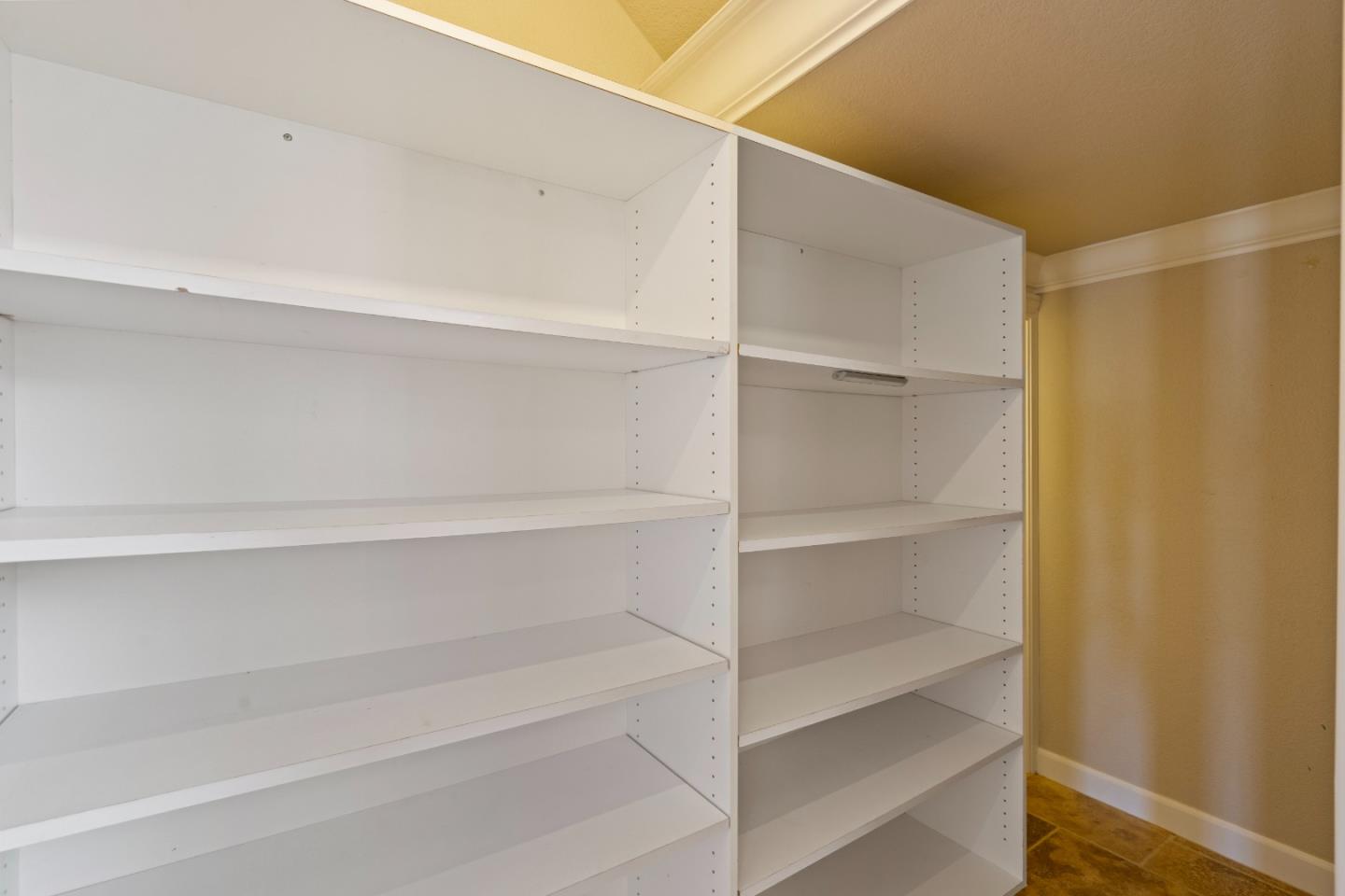 Detail Gallery Image 24 of 41 For 824 Helen Dr, Hollister,  CA 95023 - 2 Beds | 2/1 Baths