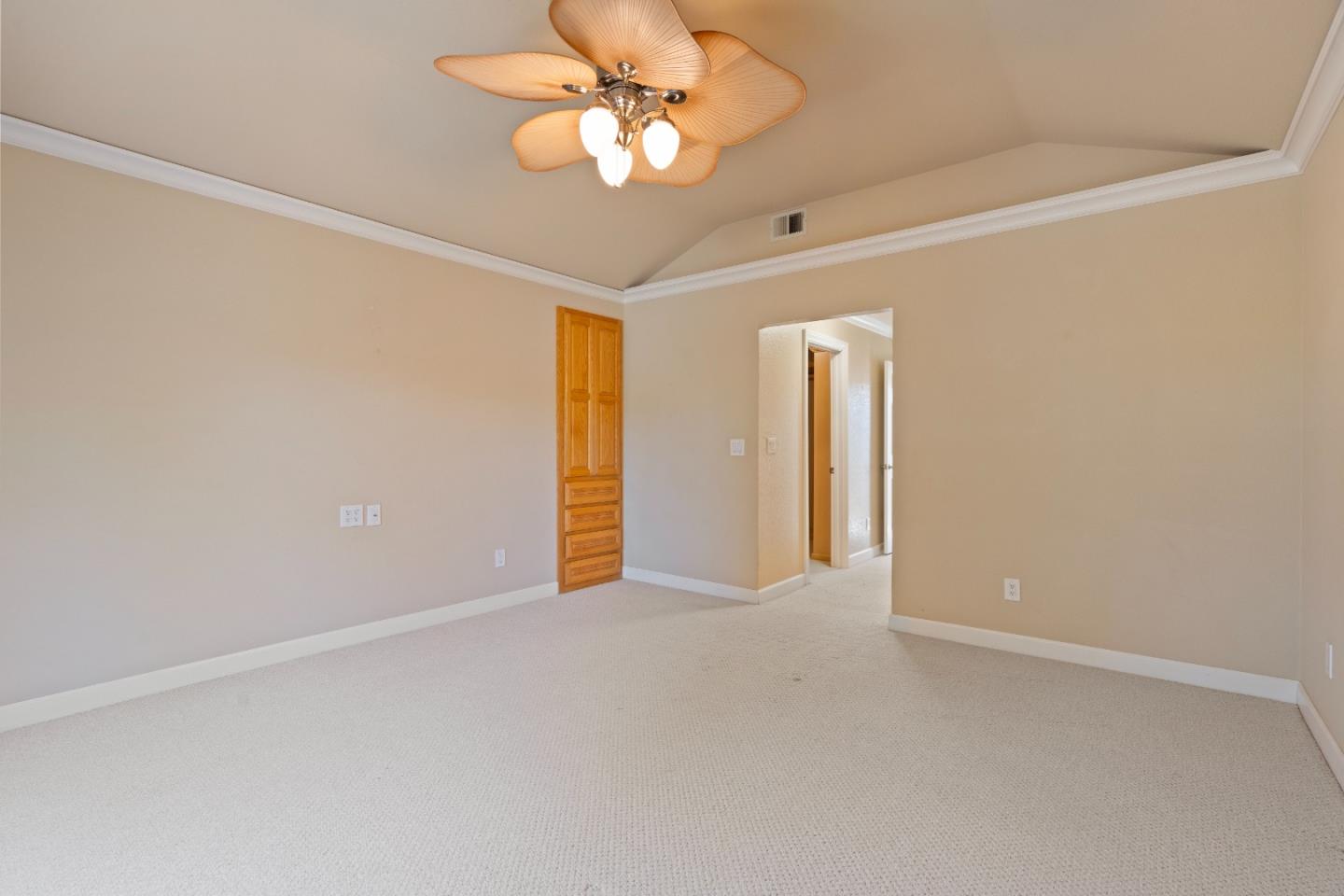 Detail Gallery Image 30 of 41 For 824 Helen Dr, Hollister,  CA 95023 - 2 Beds | 2/1 Baths