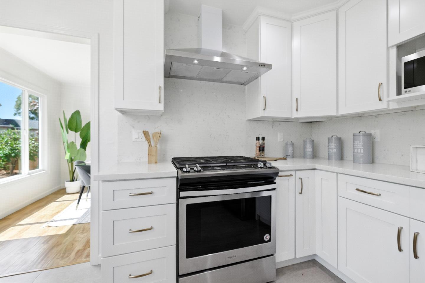 Detail Gallery Image 15 of 45 For 1022 E Santa Inez Ave, San Mateo,  CA 94401 - 2 Beds | 1 Baths