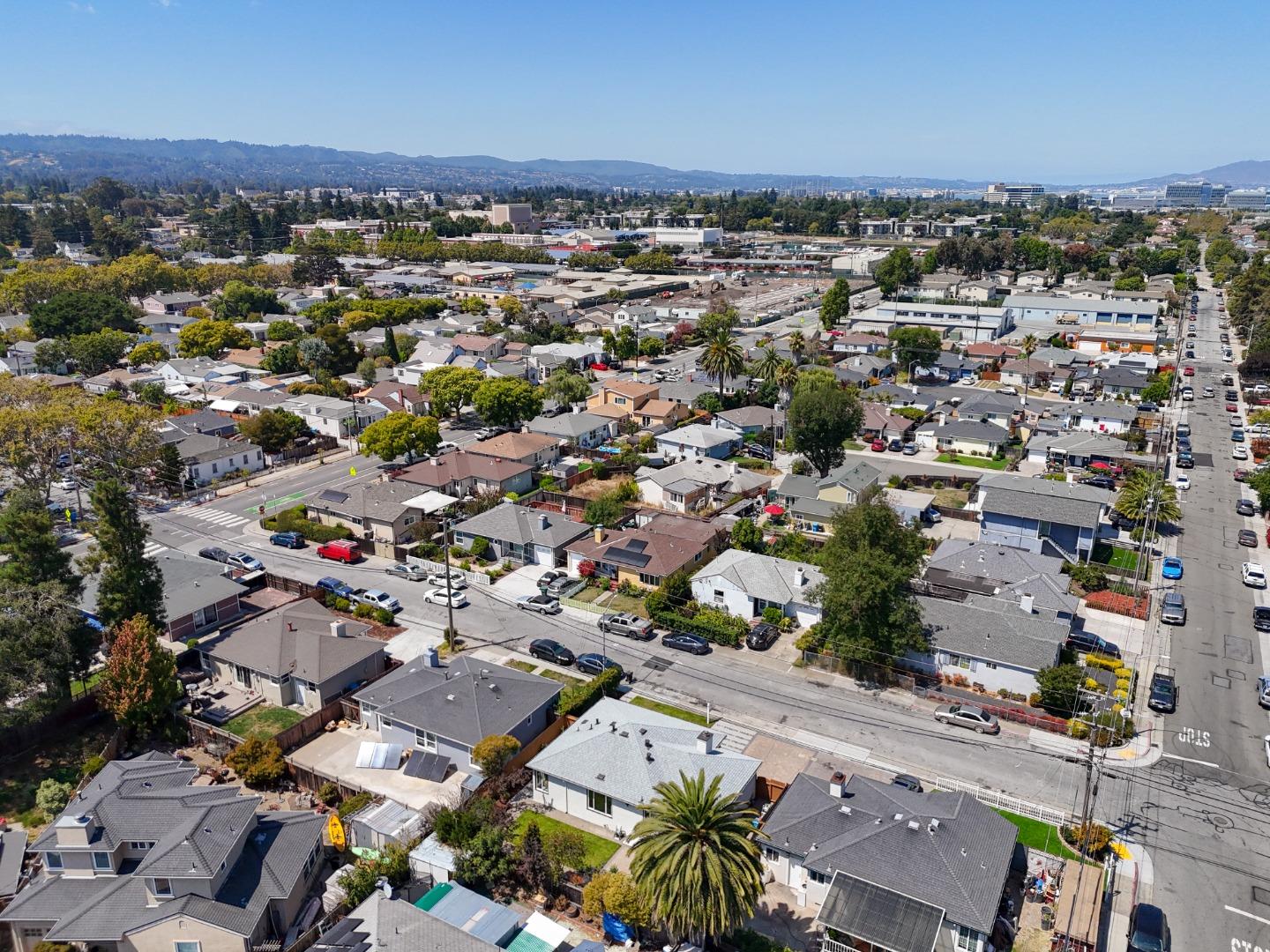 Detail Gallery Image 41 of 45 For 1022 E Santa Inez Ave, San Mateo,  CA 94401 - 2 Beds | 1 Baths