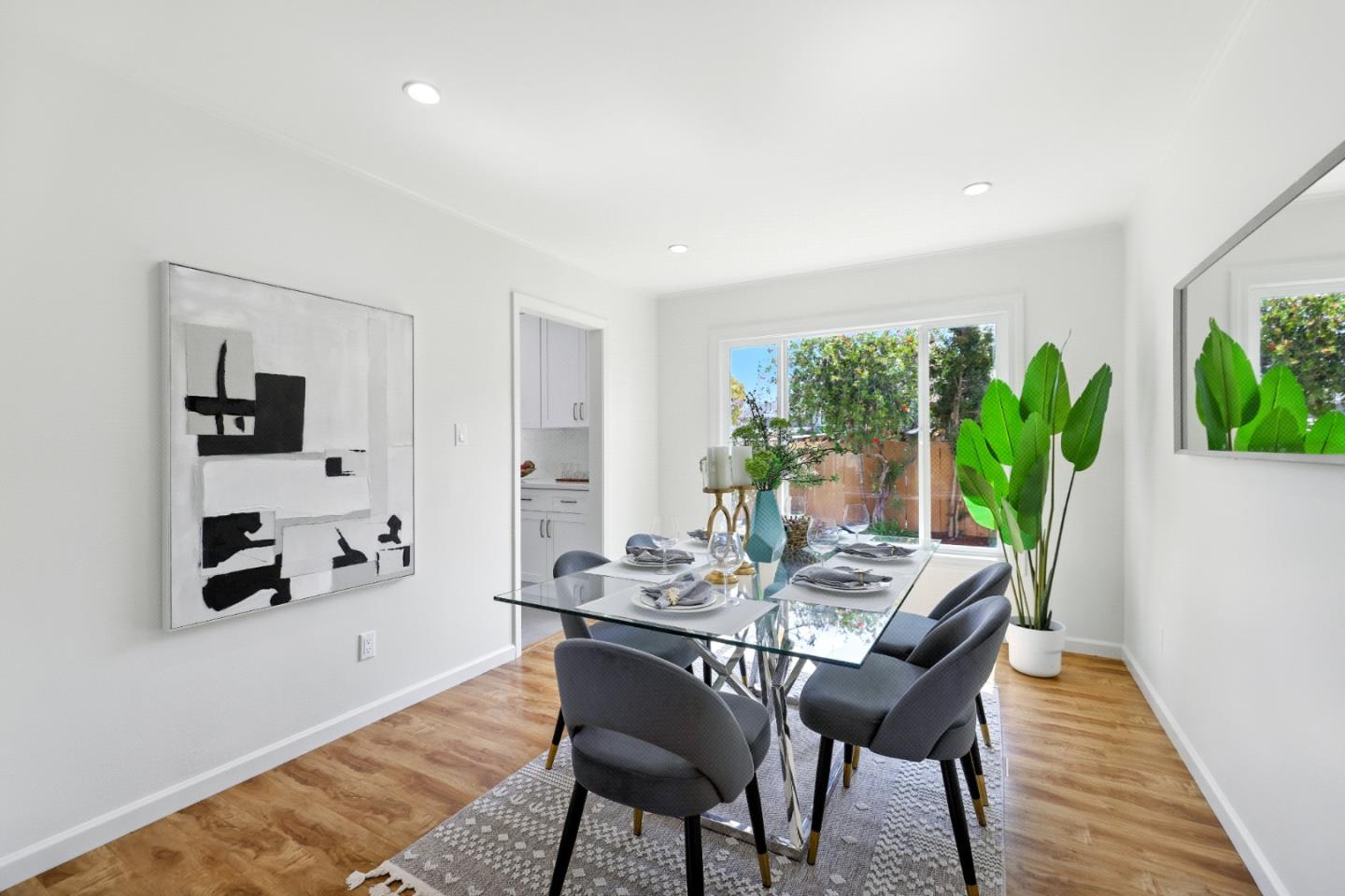 Detail Gallery Image 7 of 45 For 1022 E Santa Inez Ave, San Mateo,  CA 94401 - 2 Beds | 1 Baths