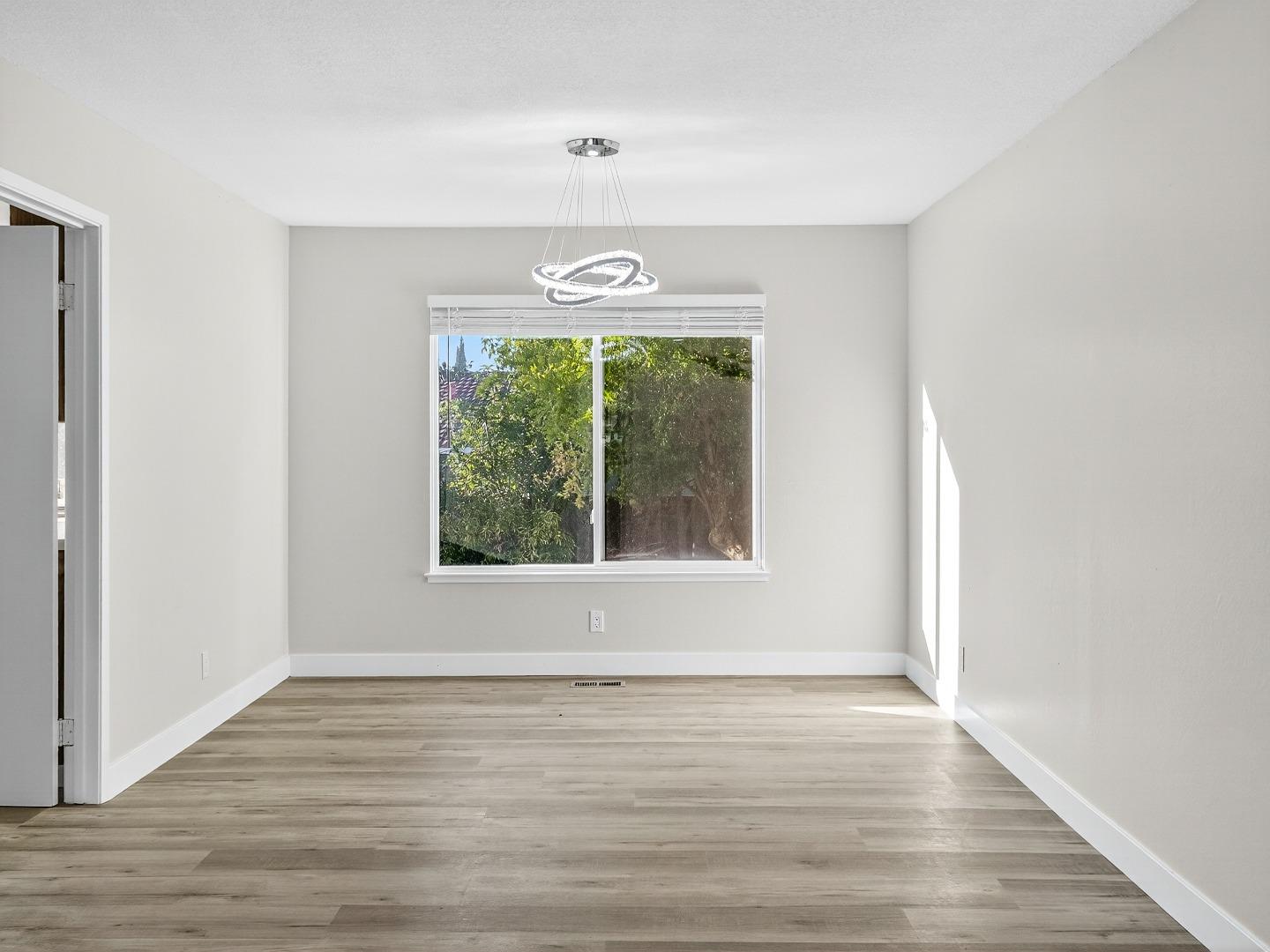 Detail Gallery Image 11 of 59 For 2861 Lausanne Ct, San Jose,  CA 95132 - 4 Beds | 3 Baths