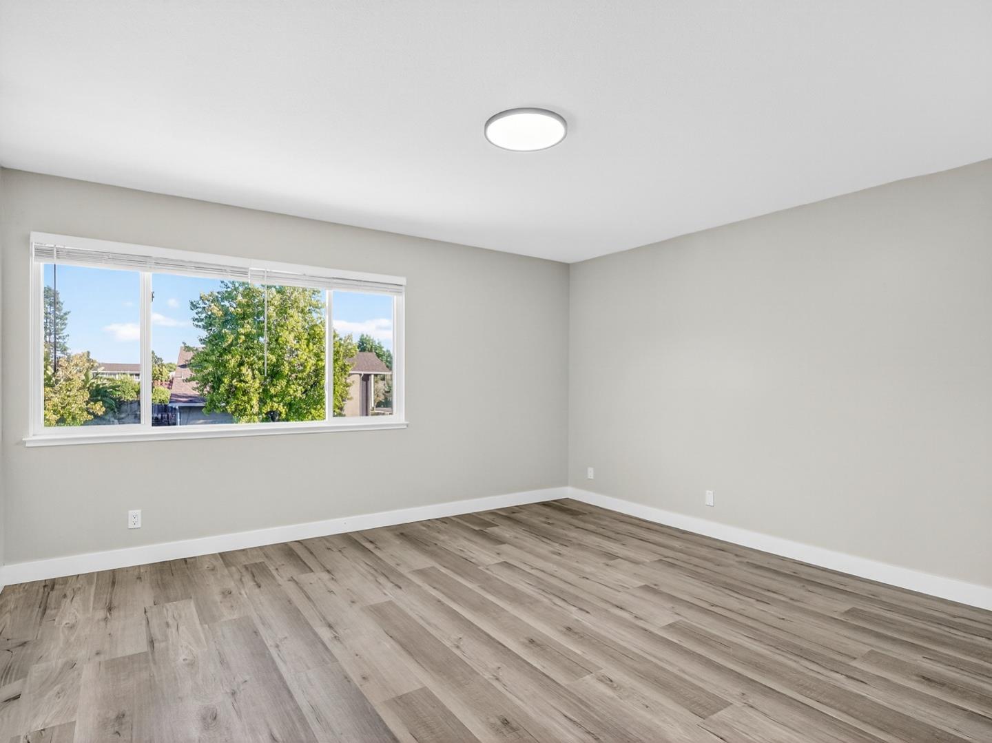 Detail Gallery Image 22 of 59 For 2861 Lausanne Ct, San Jose,  CA 95132 - 4 Beds | 3 Baths