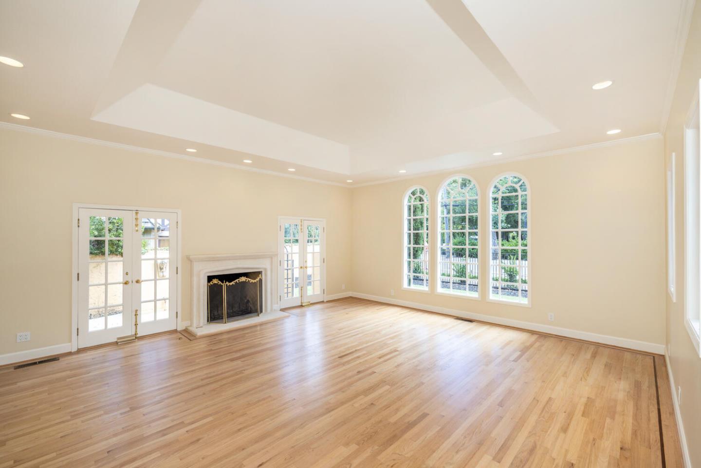 Detail Gallery Image 5 of 33 For 206 El Cerrito, Hillsborough,  CA 94010 - 4 Beds | 3/1 Baths