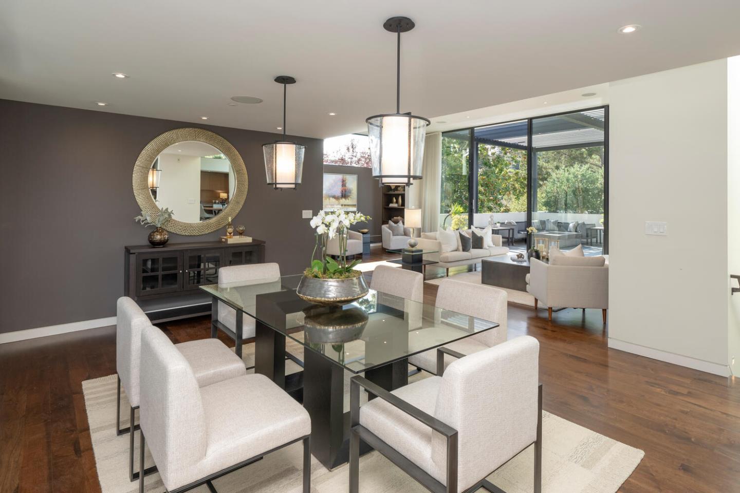 Detail Gallery Image 27 of 90 For 5 Drayton Rd, Hillsborough,  CA 94010 - 4 Beds | 3/1 Baths