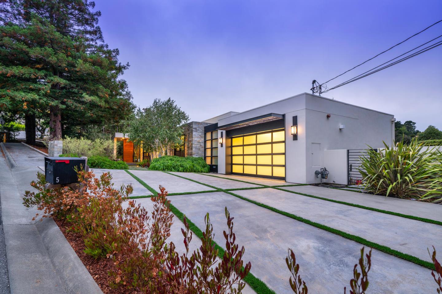 Detail Gallery Image 4 of 90 For 5 Drayton Rd, Hillsborough,  CA 94010 - 4 Beds | 3/1 Baths