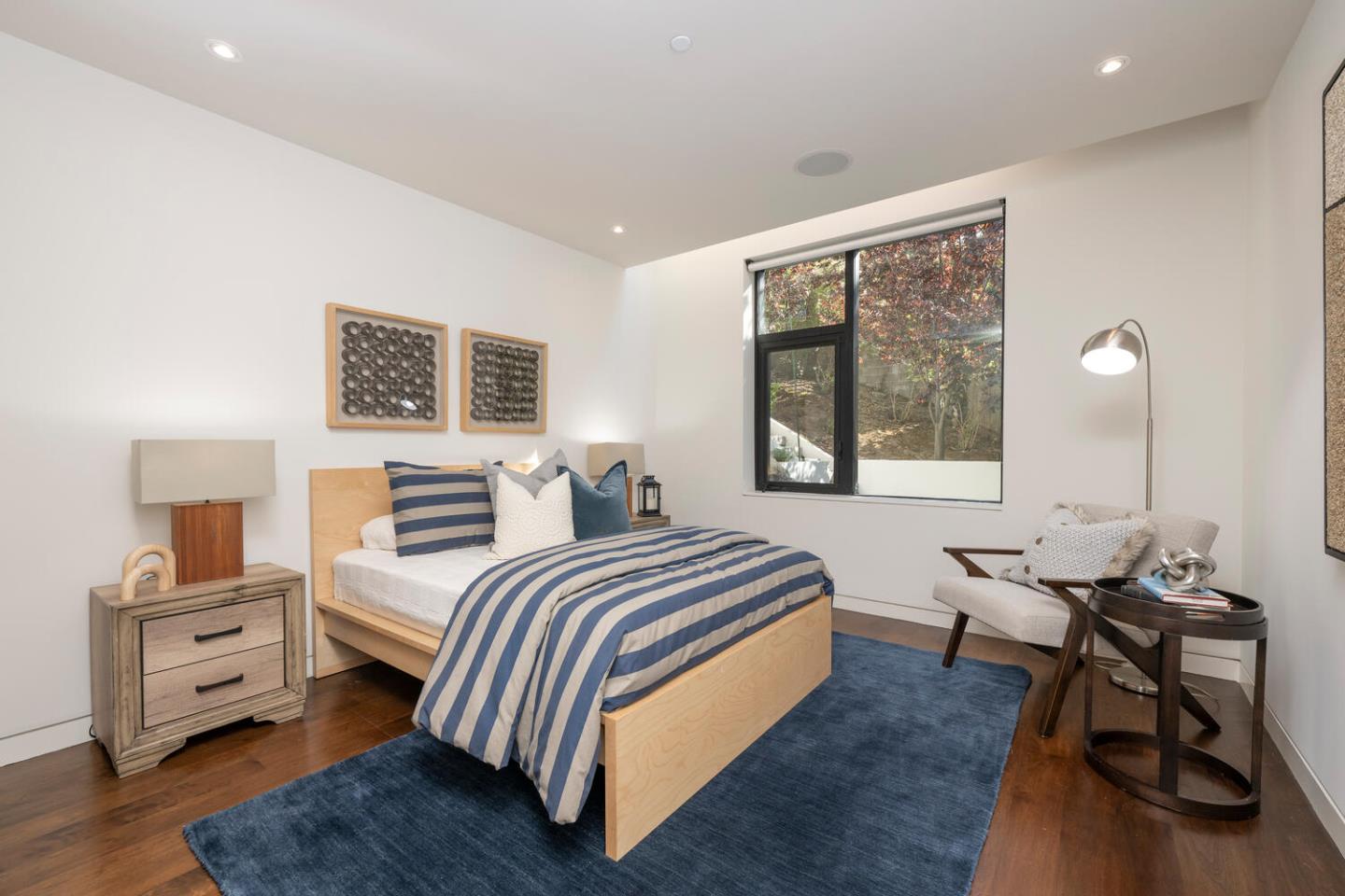 Detail Gallery Image 53 of 90 For 5 Drayton Rd, Hillsborough,  CA 94010 - 4 Beds | 3/1 Baths