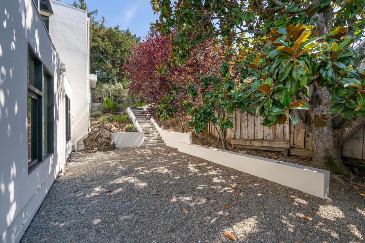 Detail Gallery Image 74 of 90 For 5 Drayton Rd, Hillsborough,  CA 94010 - 4 Beds | 3/1 Baths