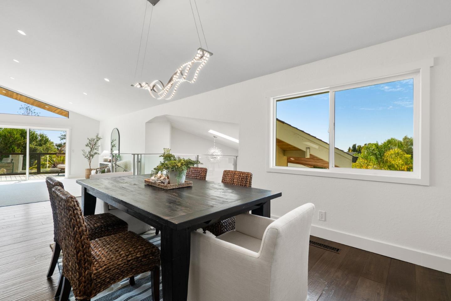 Detail Gallery Image 22 of 76 For 190 Driftwood Ct, Aptos,  CA 95003 - 5 Beds | 2/1 Baths