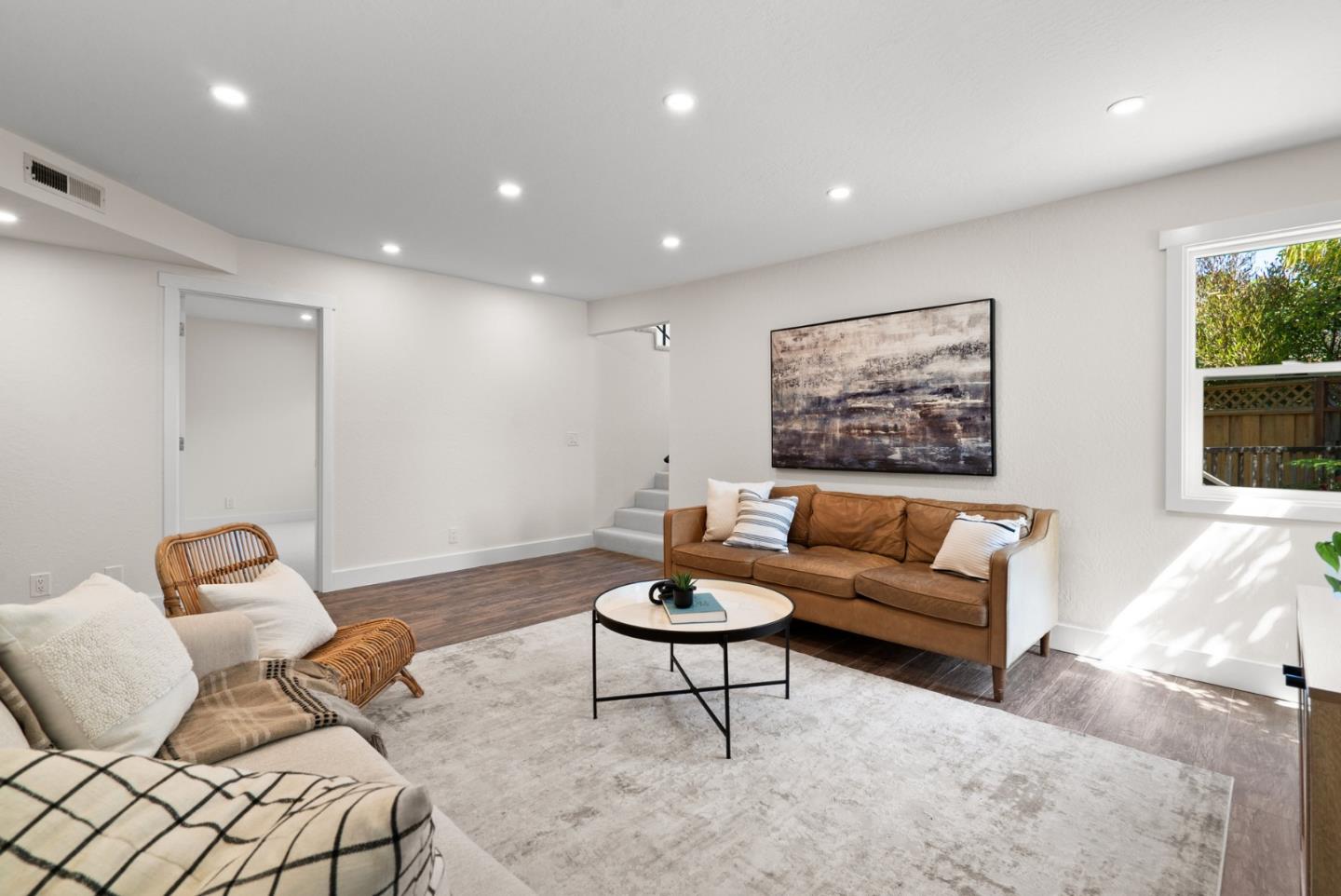 Detail Gallery Image 35 of 76 For 190 Driftwood Ct, Aptos,  CA 95003 - 5 Beds | 2/1 Baths