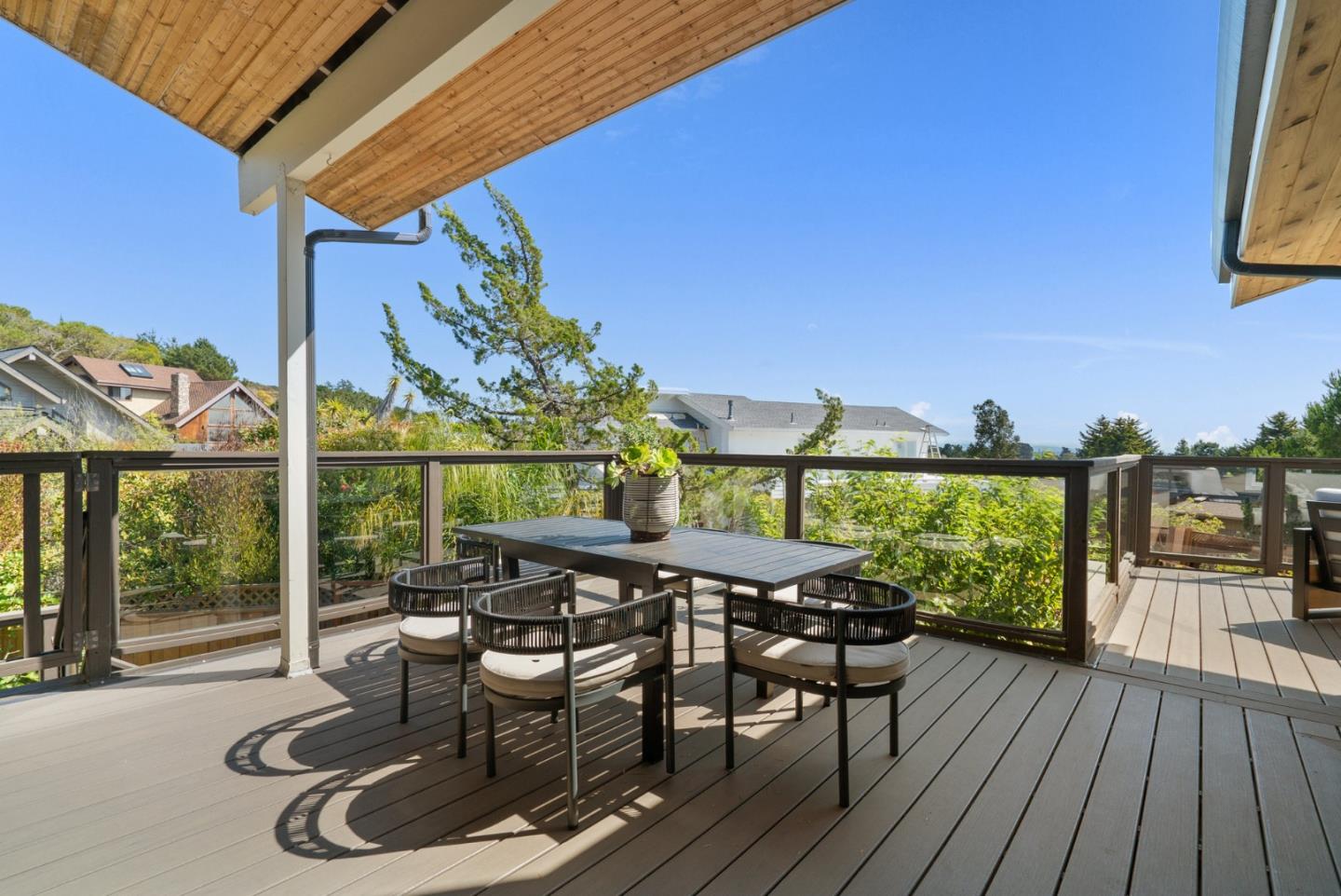 Detail Gallery Image 56 of 76 For 190 Driftwood Ct, Aptos,  CA 95003 - 5 Beds | 2/1 Baths