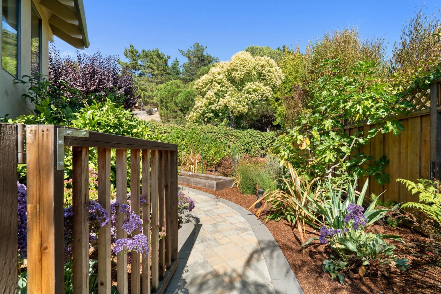 Detail Gallery Image 61 of 76 For 190 Driftwood Ct, Aptos,  CA 95003 - 5 Beds | 2/1 Baths