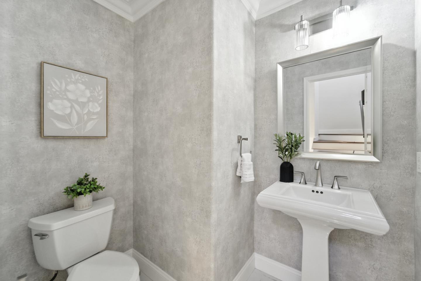 Detail Gallery Image 11 of 30 For 511 Villa Centre Way, San Jose,  CA 95128 - 3 Beds | 2/1 Baths